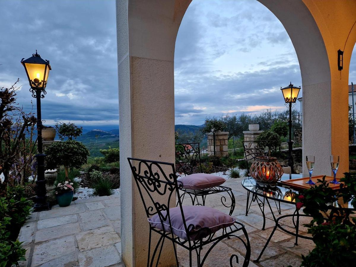 Apartment Cristina With Stunning View Vizinada Exterior photo